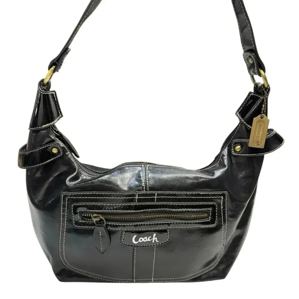 Rare Coach Patent leather crescent shaped retro should bag